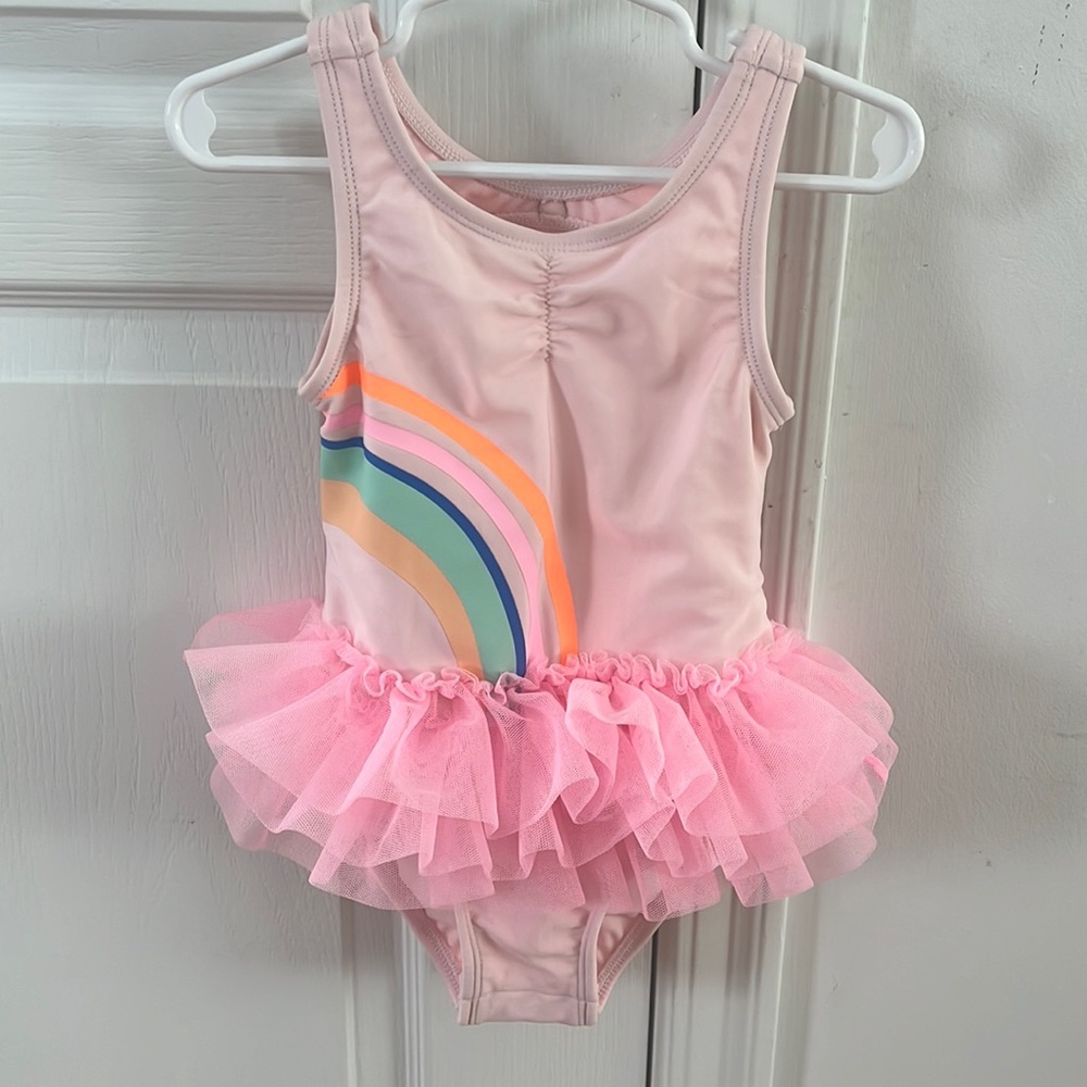 Like new cat and jack girls bathing suit size 4T